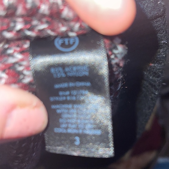 NWOT fashion to figure cold shoulder sweater burgundy black and white squares 3x - Picture 6 of 6